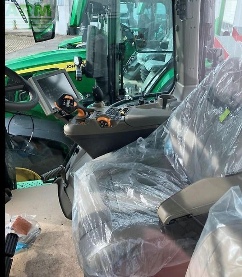 John Deere 7r 290 - Трактор: фото 4 John Deere 7r 290 - Трактор: фото 4