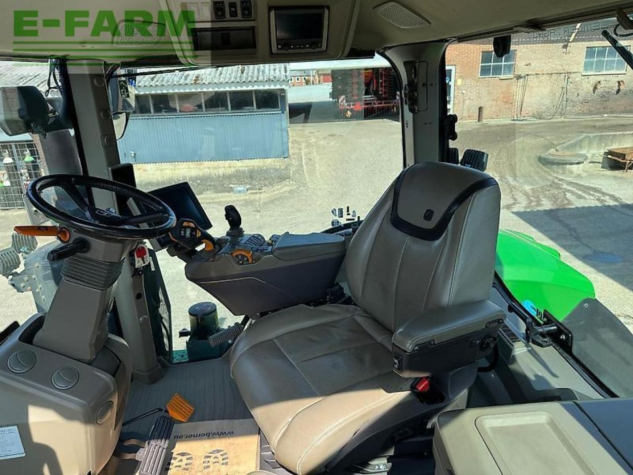 John Deere 7r 350 - Трактор: фото 4 John Deere 7r 350 - Трактор: фото 4