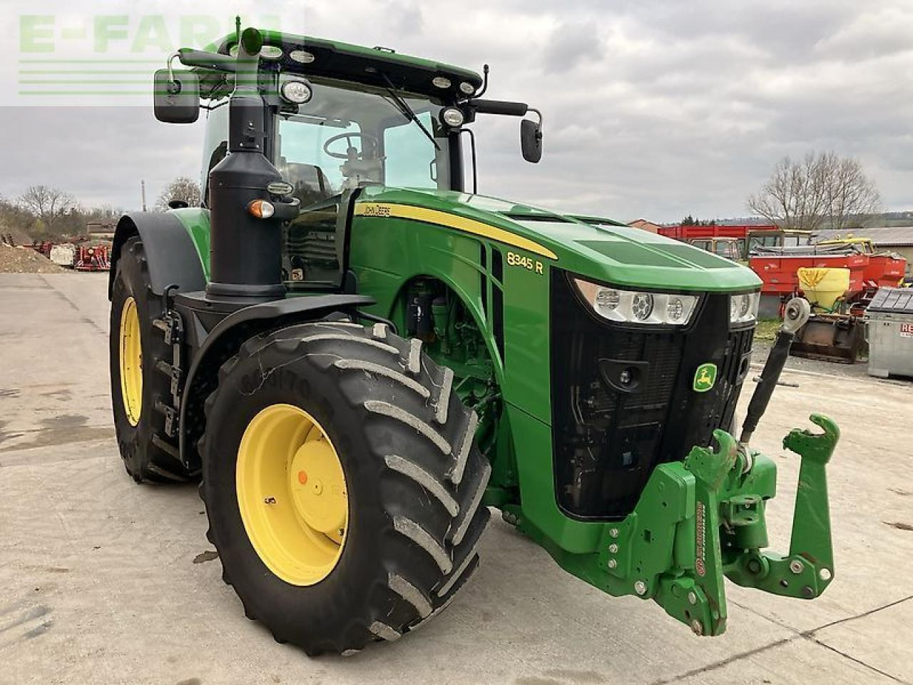 John Deere 8345r *e23* - Трактор: фото 3 John Deere 8345r *e23* - Трактор: фото 3