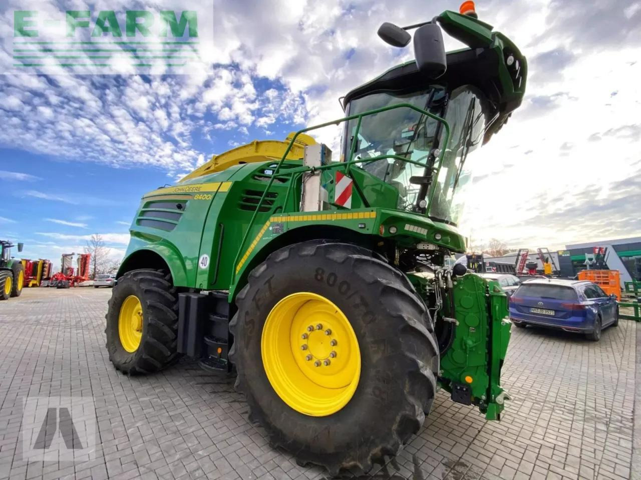 John Deere 8400i - Кормоуборочный комбайн: фото 1 John Deere 8400i - Кормоуборочный комбайн: фото 1