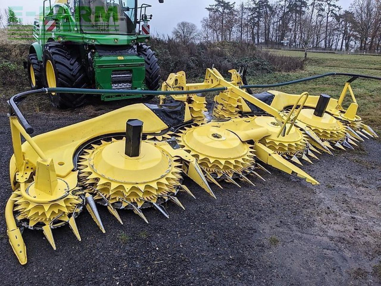 Кормоуборочный комбайн John Deere 8600i: фото 16
