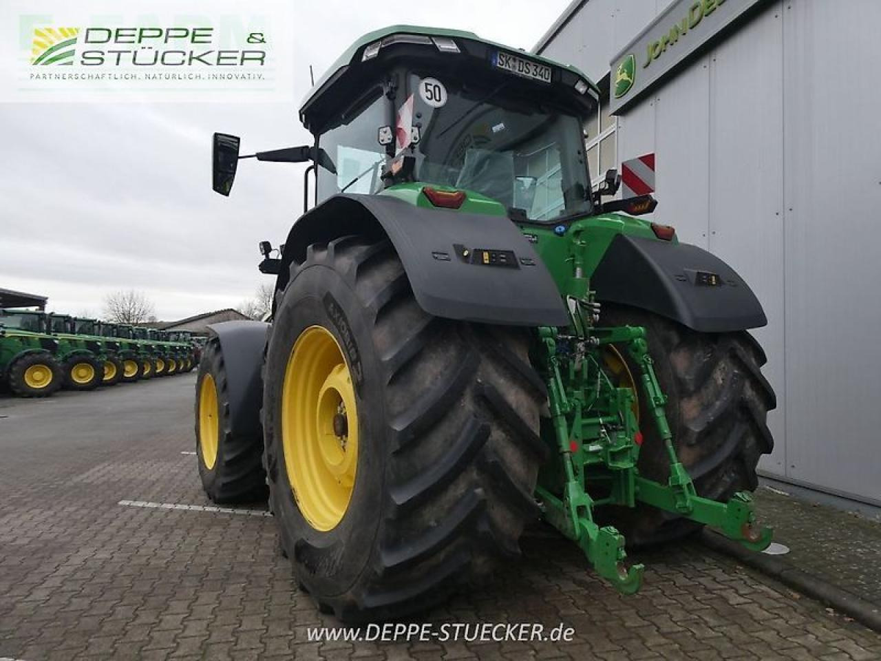 John Deere 8r 340 - Трактор: фото 5 John Deere 8r 340 - Трактор: фото 5