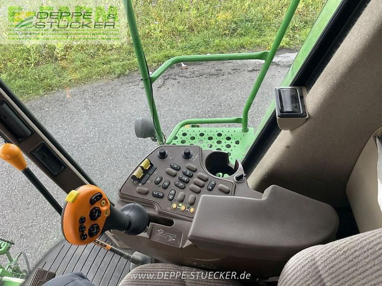 John Deere t560 hillmaster mit 620r und rapstisch - Зерноуборочный комбайн: фото 5 John Deere t560 hillmaster mit 620r und rapstisch - Зерноуборочный комбайн: фото 5