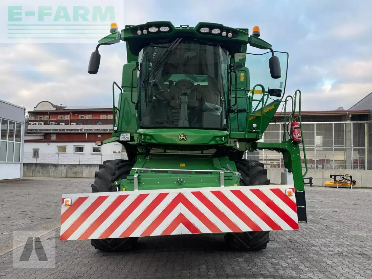 John Deere t560 i hm - Зерноуборочный комбайн: фото 2 John Deere t560 i hm - Зерноуборочный комбайн: фото 2