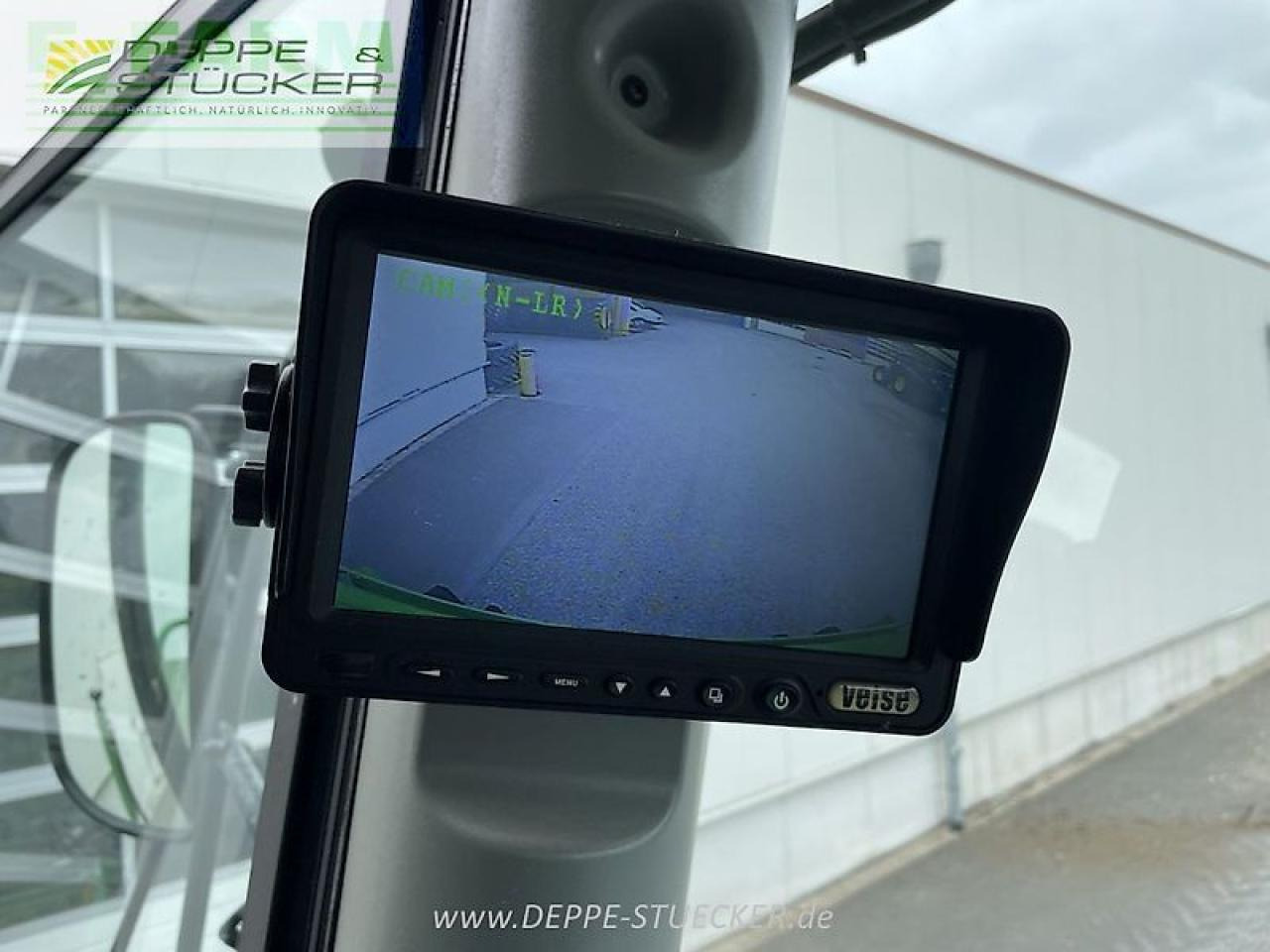 John Deere w440 mit 618 schneidwerk - Зерноуборочный комбайн: фото 2 John Deere w440 mit 618 schneidwerk - Зерноуборочный комбайн: фото 2