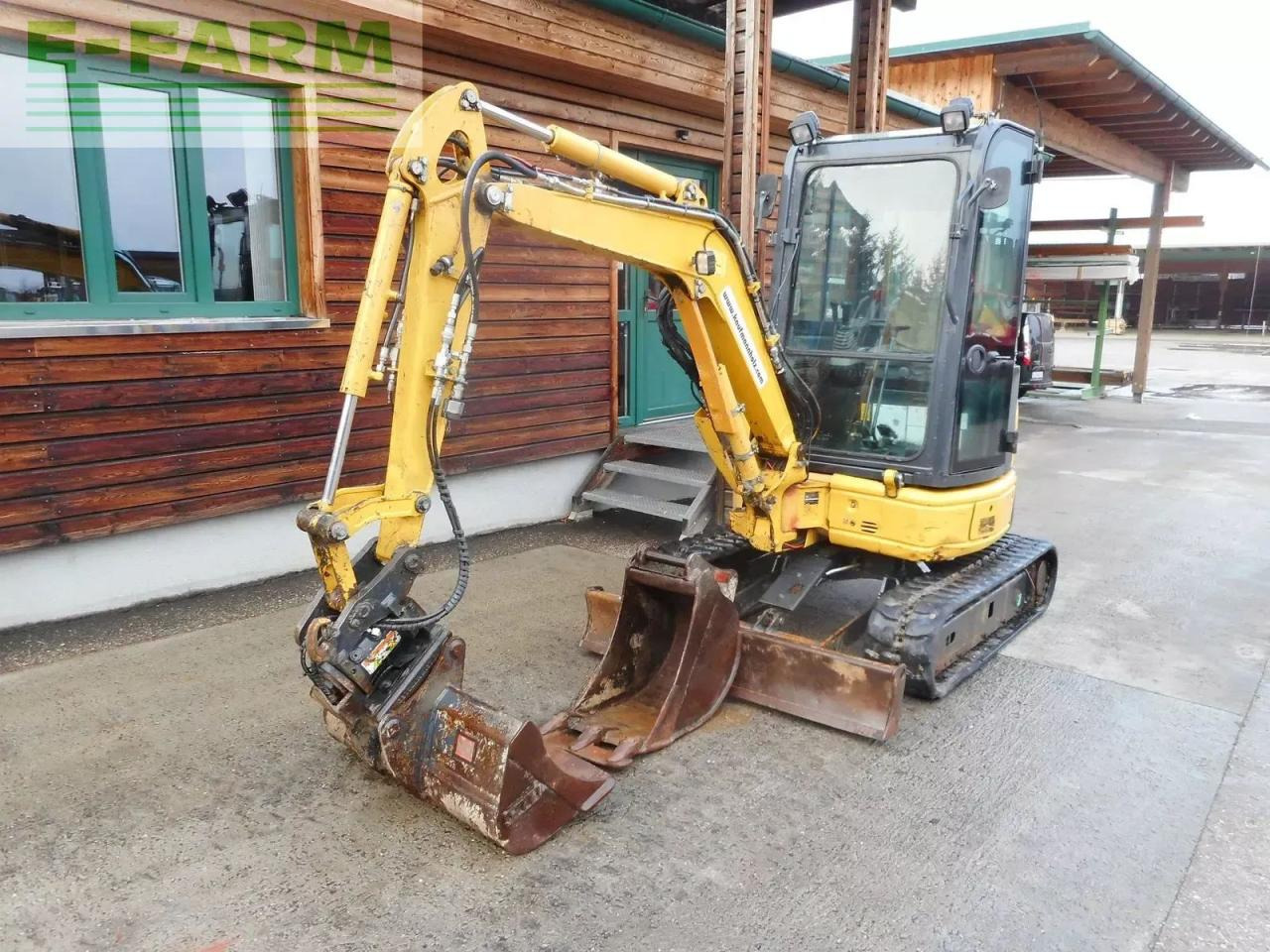Komatsu pc 26mr-3 ( 2.710kg ) mit powertilt - Мини-экскаватор: фото 2 Komatsu pc 26mr-3 ( 2.710kg ) mit powertilt - Мини-экскаватор: фото 2