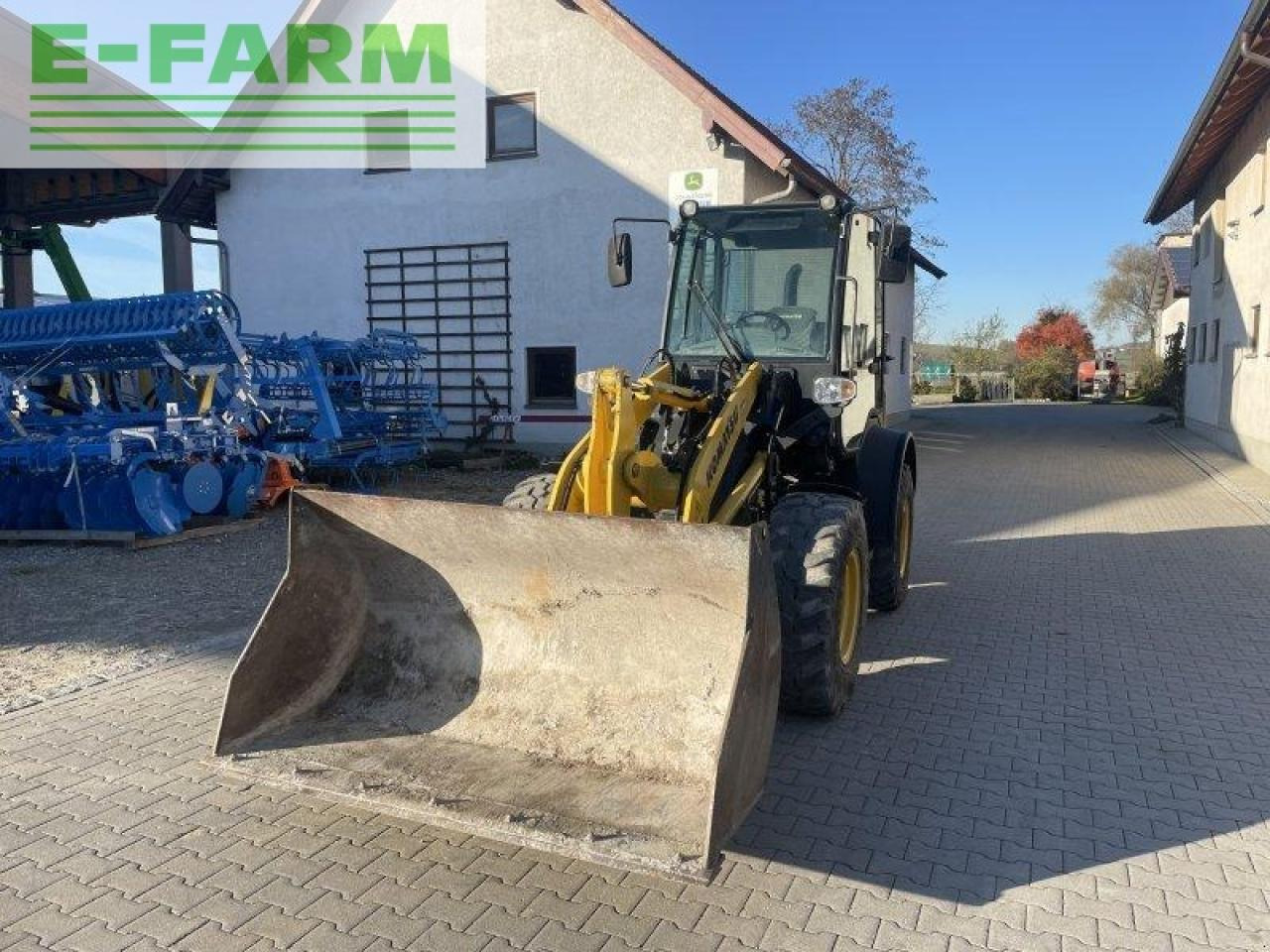 Komatsu wa 80m-7 - Мини-экскаватор: фото 4 Komatsu wa 80m-7 - Мини-экскаватор: фото 4