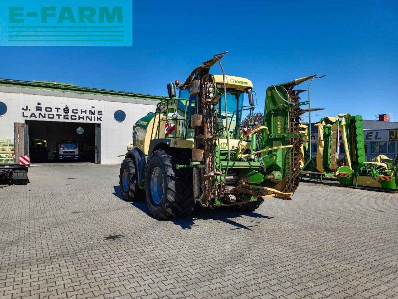 Krone big x 580 + easy flow 300s + easy collect 600-2 - Кормоуборочный комбайн: фото 2 Krone big x 580 + easy flow 300s + easy collect 600-2 - Кормоуборочный комбайн: фото 2