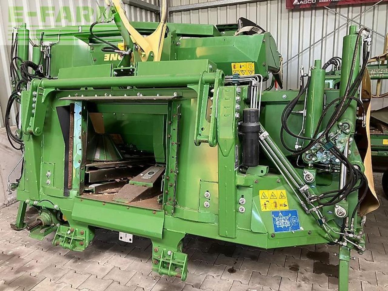 Krone easycollect 750-3 - Оборудование для кормоуборочного комбайна: фото 1 Krone easycollect 750-3 - Оборудование для кормоуборочного комбайна: фото 1