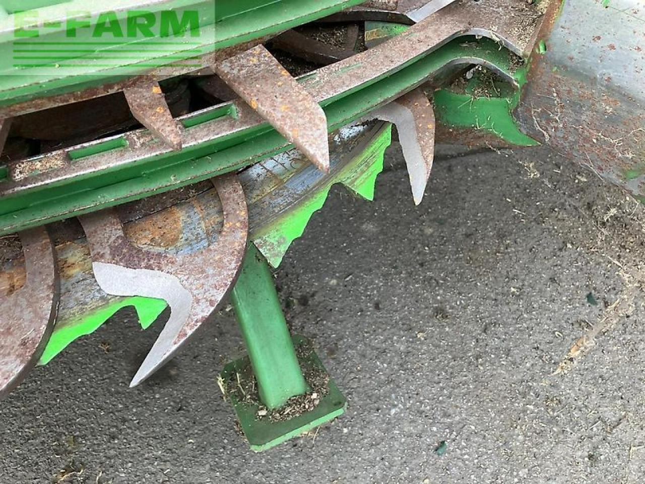 Krone eaycolect 750-3 - Оборудование для кормоуборочного комбайна: фото 1 Krone eaycolect 750-3 - Оборудование для кормоуборочного комбайна: фото 1