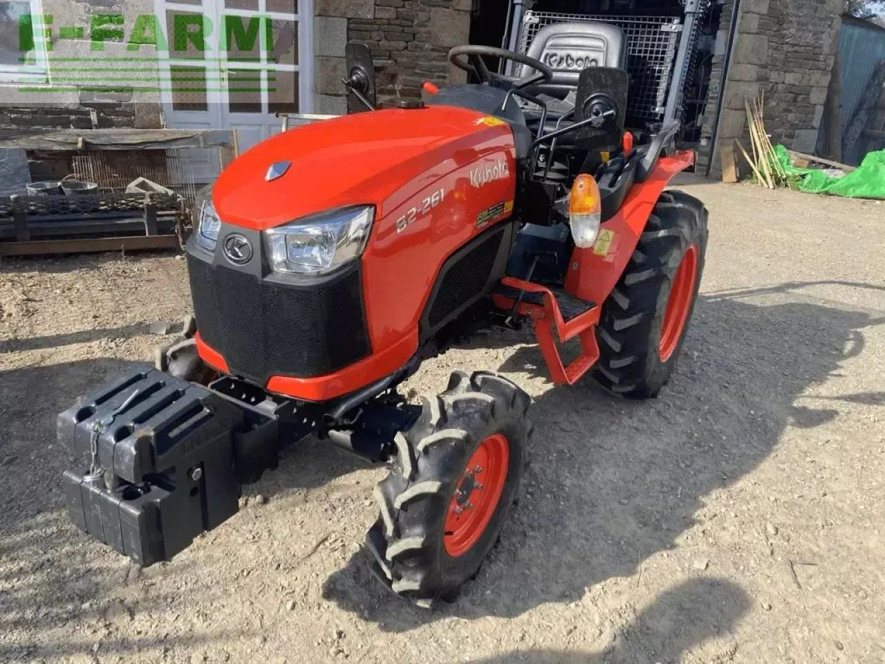 Kubota b2-261 - Трактор: фото 1 Kubota b2-261 - Трактор: фото 1