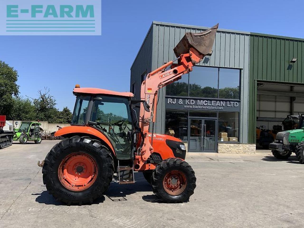 Kubota m7060 tractor (st23817) - Трактор: фото 1 Kubota m7060 tractor (st23817) - Трактор: фото 1