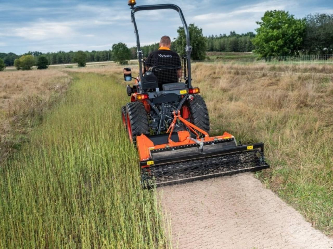 Kubota tst150 umkehrfräse - Техника для обработки почвы: фото 1 Kubota tst150 umkehrfräse - Техника для обработки почвы: фото 1