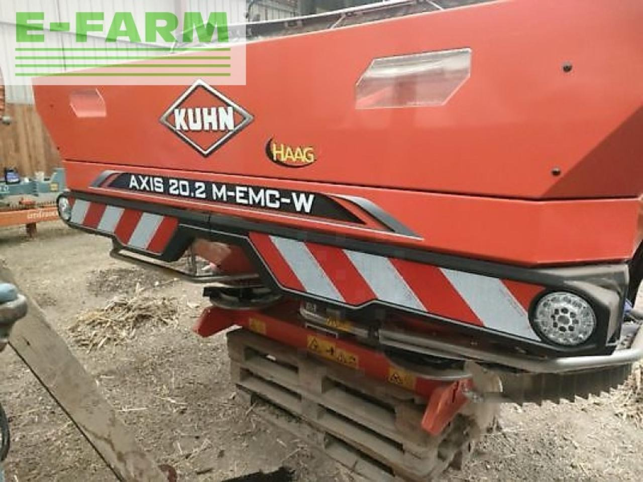 Kuhn axis 20.2 m-emc-w - Разбрасыватель удобрений: фото 2 Kuhn axis 20.2 m-emc-w - Разбрасыватель удобрений: фото 2