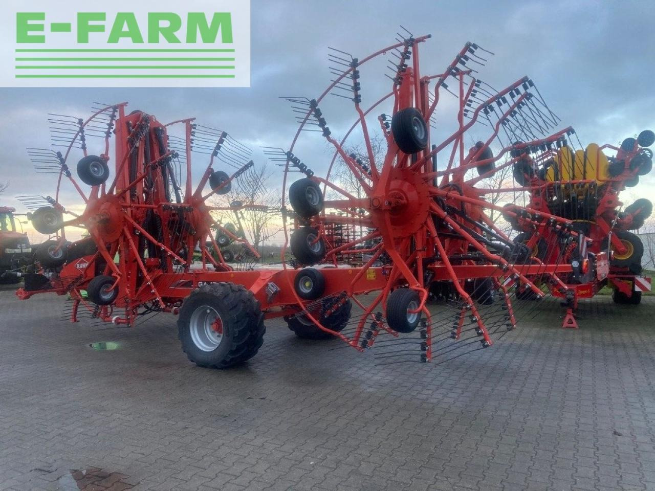 Kuhn ga 15131 - Сеноворошилка: фото 1 Kuhn ga 15131 - Сеноворошилка: фото 1