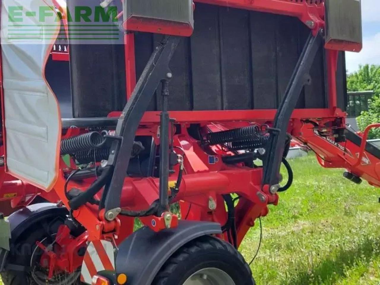 Kuhn merge maxx 760 - Сеноворошилка: фото 4 Kuhn merge maxx 760 - Сеноворошилка: фото 4