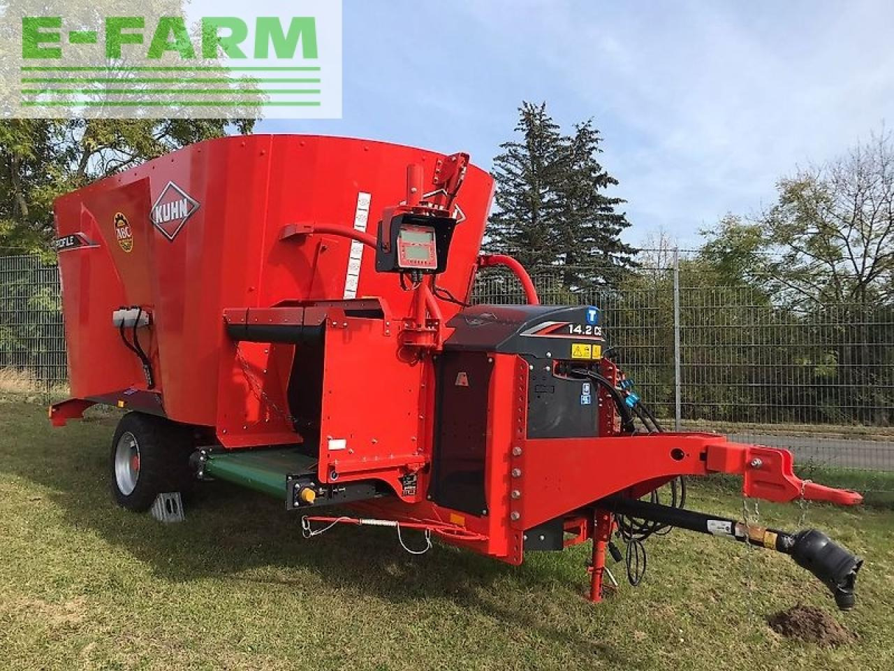 Kuhn profile 14.2 cs compact - Кормораздатчик: фото 2 Kuhn profile 14.2 cs compact - Кормораздатчик: фото 2