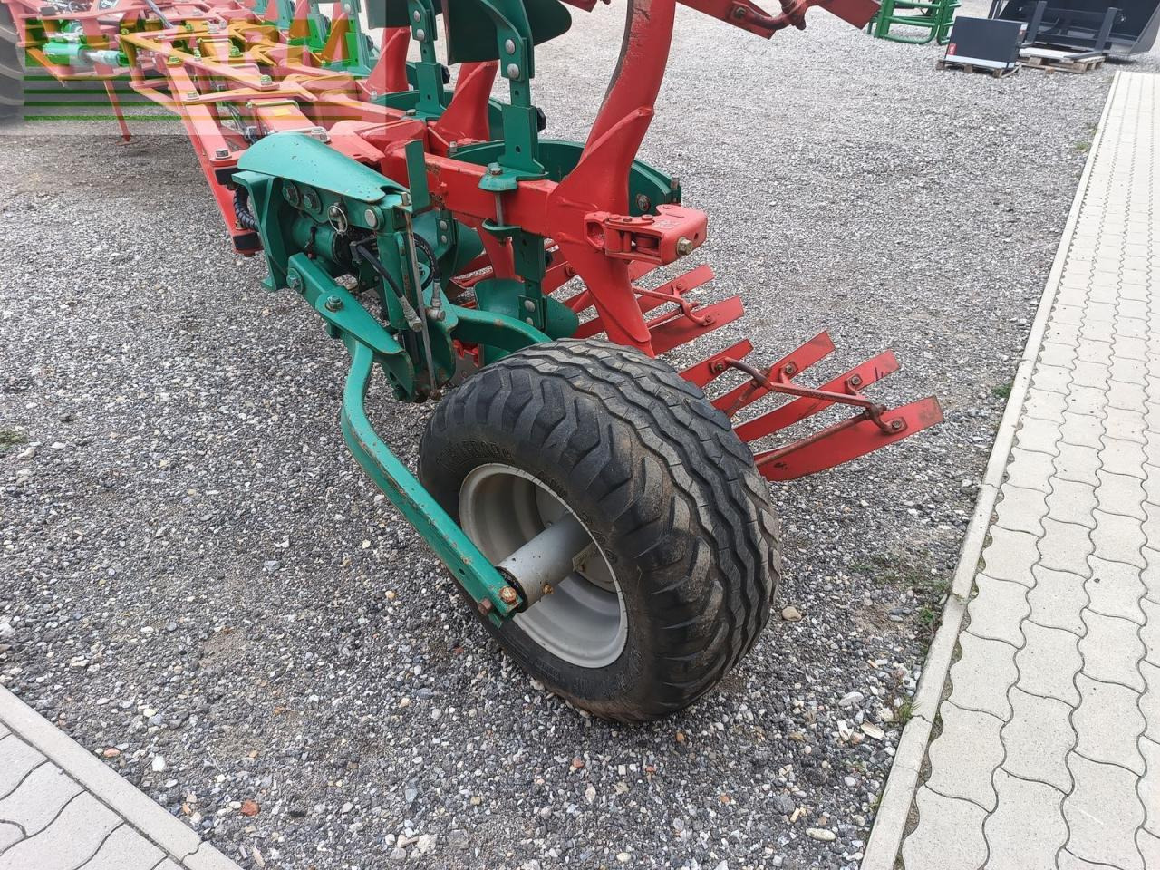 Kverneland 3400s 85 7 schar - Плуг: фото 4 Kverneland 3400s 85 7 schar - Плуг: фото 4