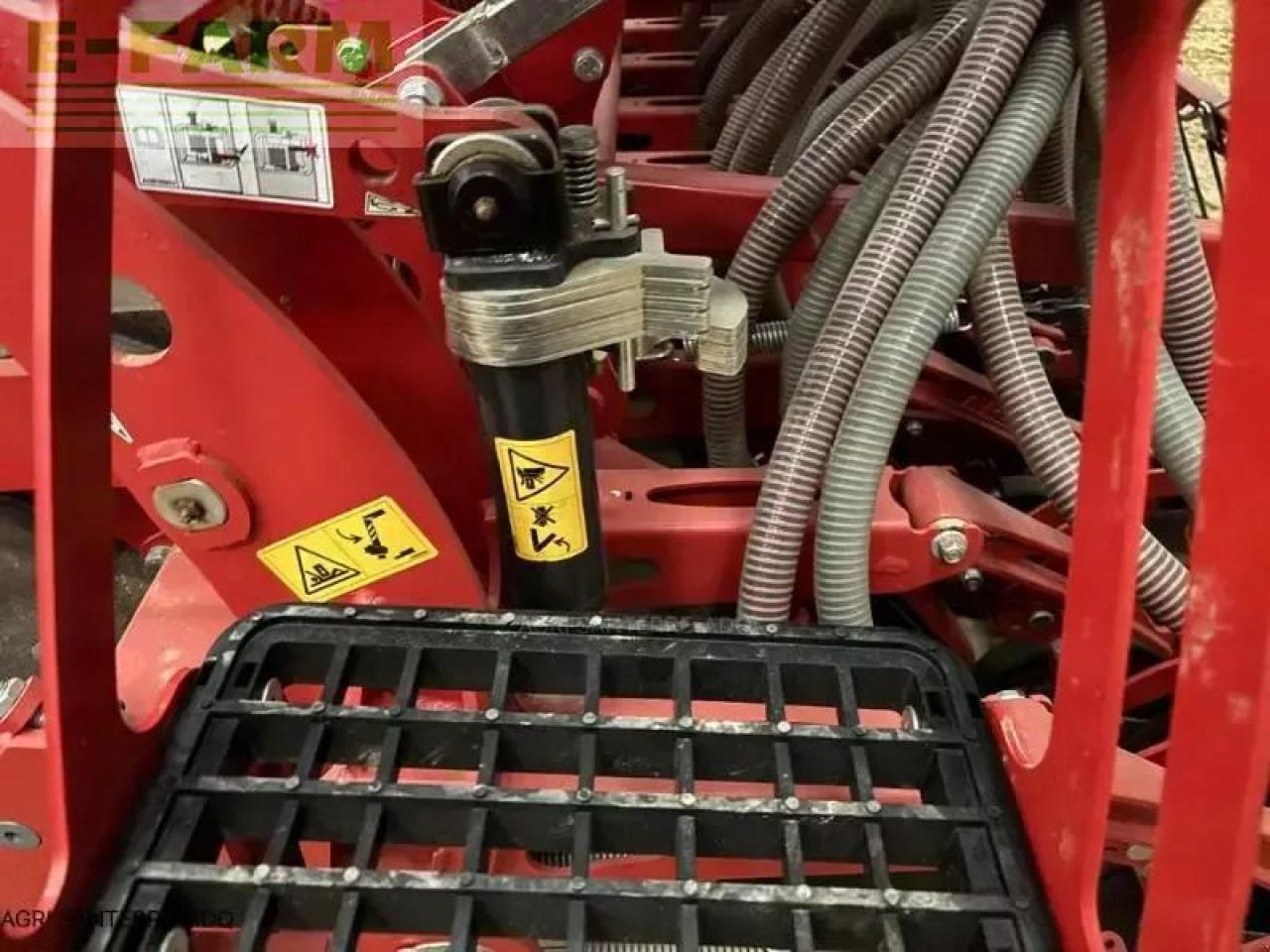 Kverneland kverneland - Посевной комплекс: фото 3 Kverneland kverneland - Посевной комплекс: фото 3