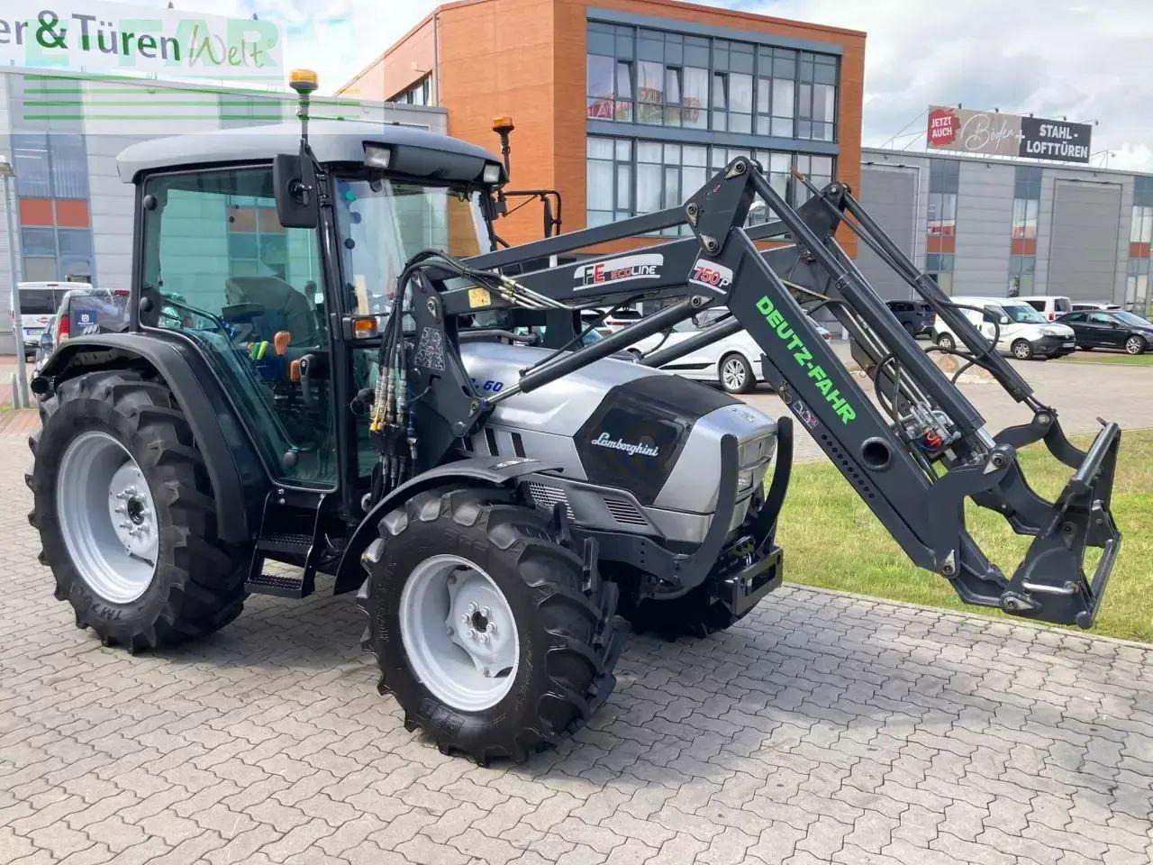 Lamborghini r2.60 mit druckluft,wie deutz agroplus - Трактор: фото 3 Lamborghini r2.60 mit druckluft,wie deutz agroplus - Трактор: фото 3