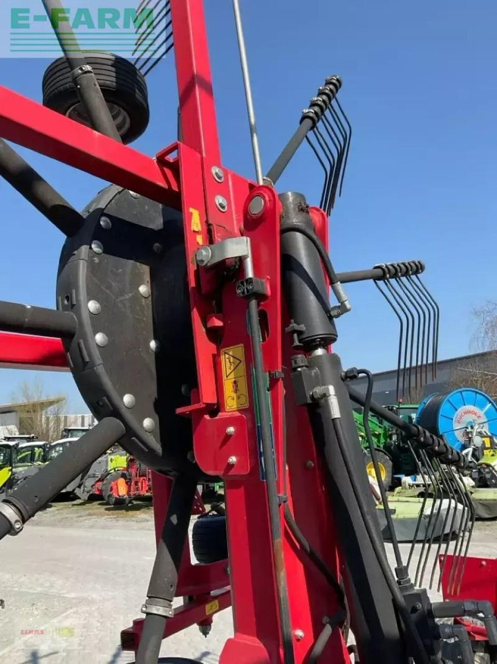 Lely hibiscus 815 cd vario - Сеноворошилка: фото 3 Lely hibiscus 815 cd vario - Сеноворошилка: фото 3