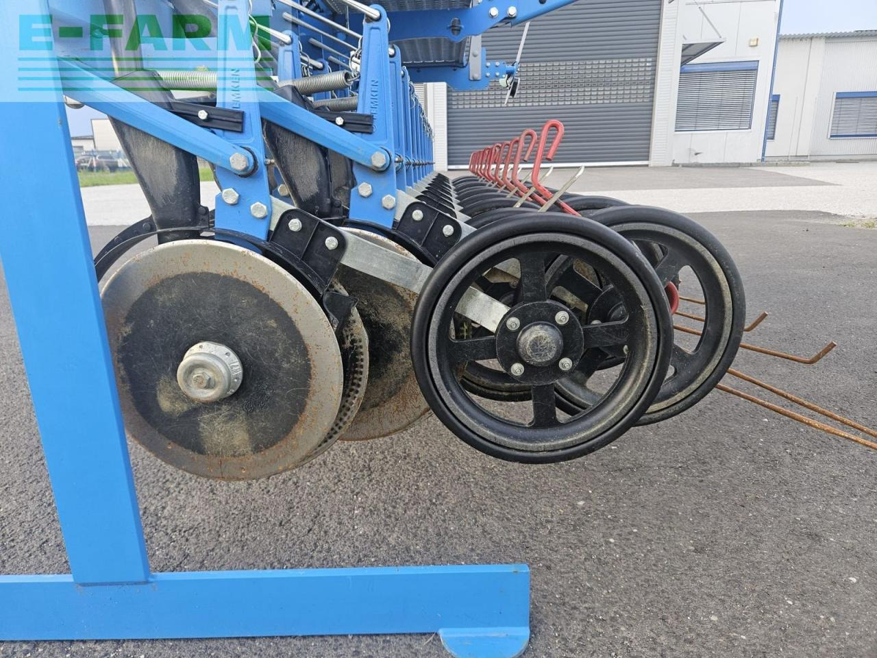 Lemken lemken saphir 10/300 - Сеялка: фото 4 Lemken lemken saphir 10/300 - Сеялка: фото 4