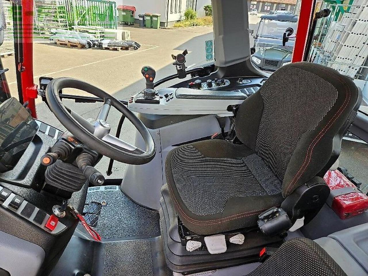 Трактор Lindner lintrac 80: фото 20