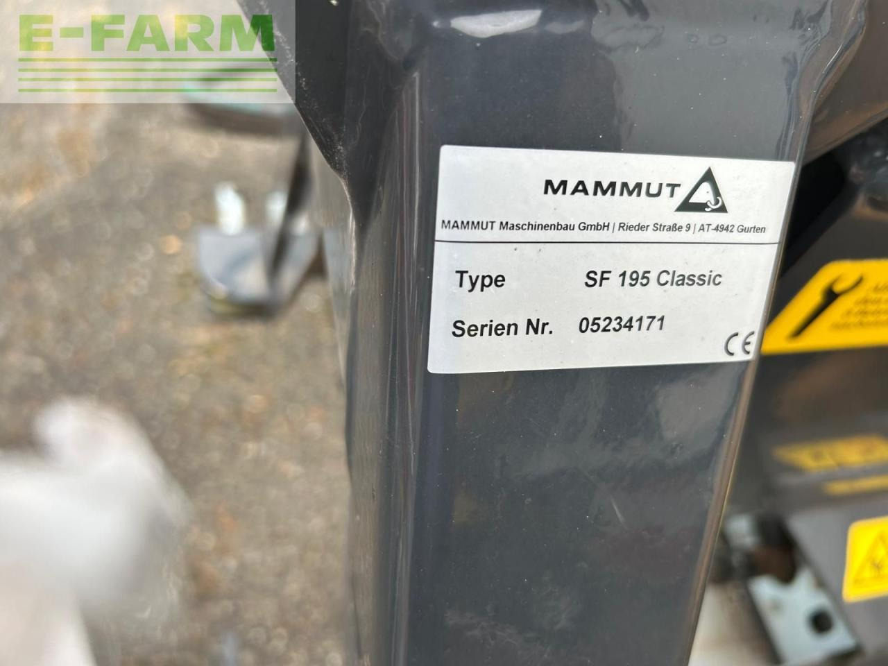 Mammut Siloverteiler SF 195Classic - Техника для силоса: фото 4 Mammut Siloverteiler SF 195Classic - Техника для силоса: фото 4
