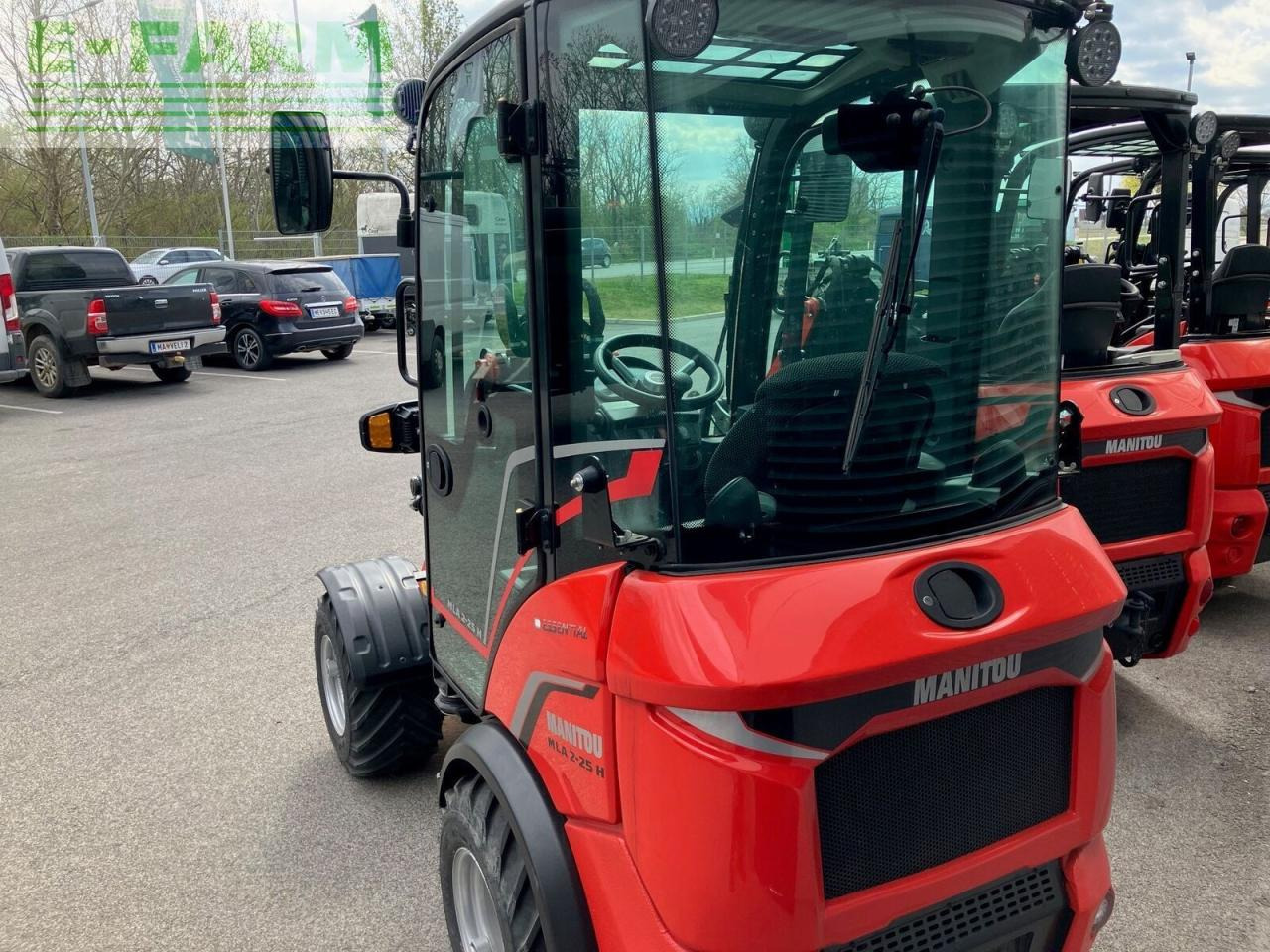Manitou manitou mla2-25 - Мини-экскаватор: фото 5 Manitou manitou mla2-25 - Мини-экскаватор: фото 5