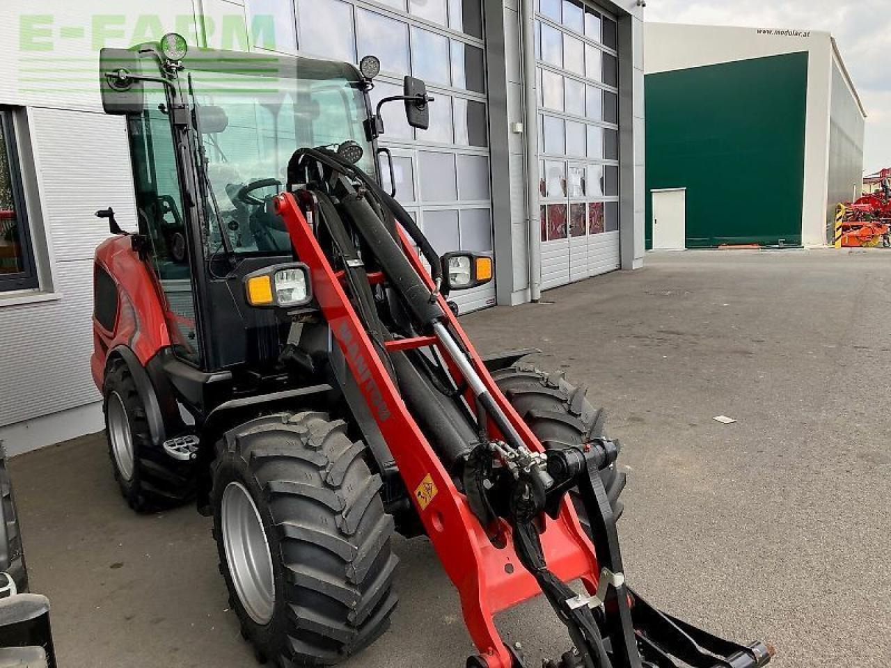 Manitou mla 5-50 - Мини-экскаватор: фото 2 Manitou mla 5-50 - Мини-экскаватор: фото 2