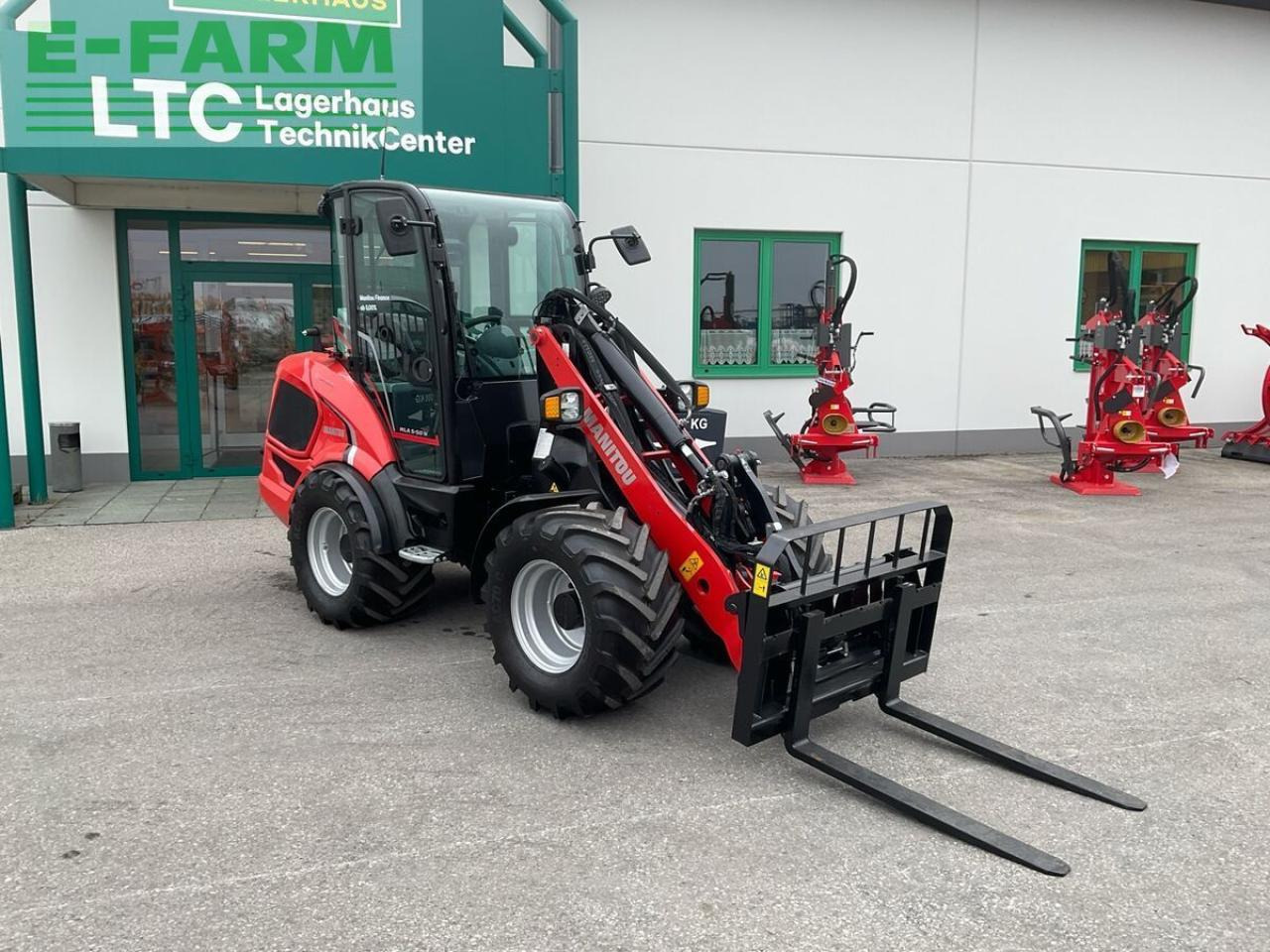 Manitou mla 5-50 h - Мини-экскаватор: фото 2 Manitou mla 5-50 h - Мини-экскаватор: фото 2