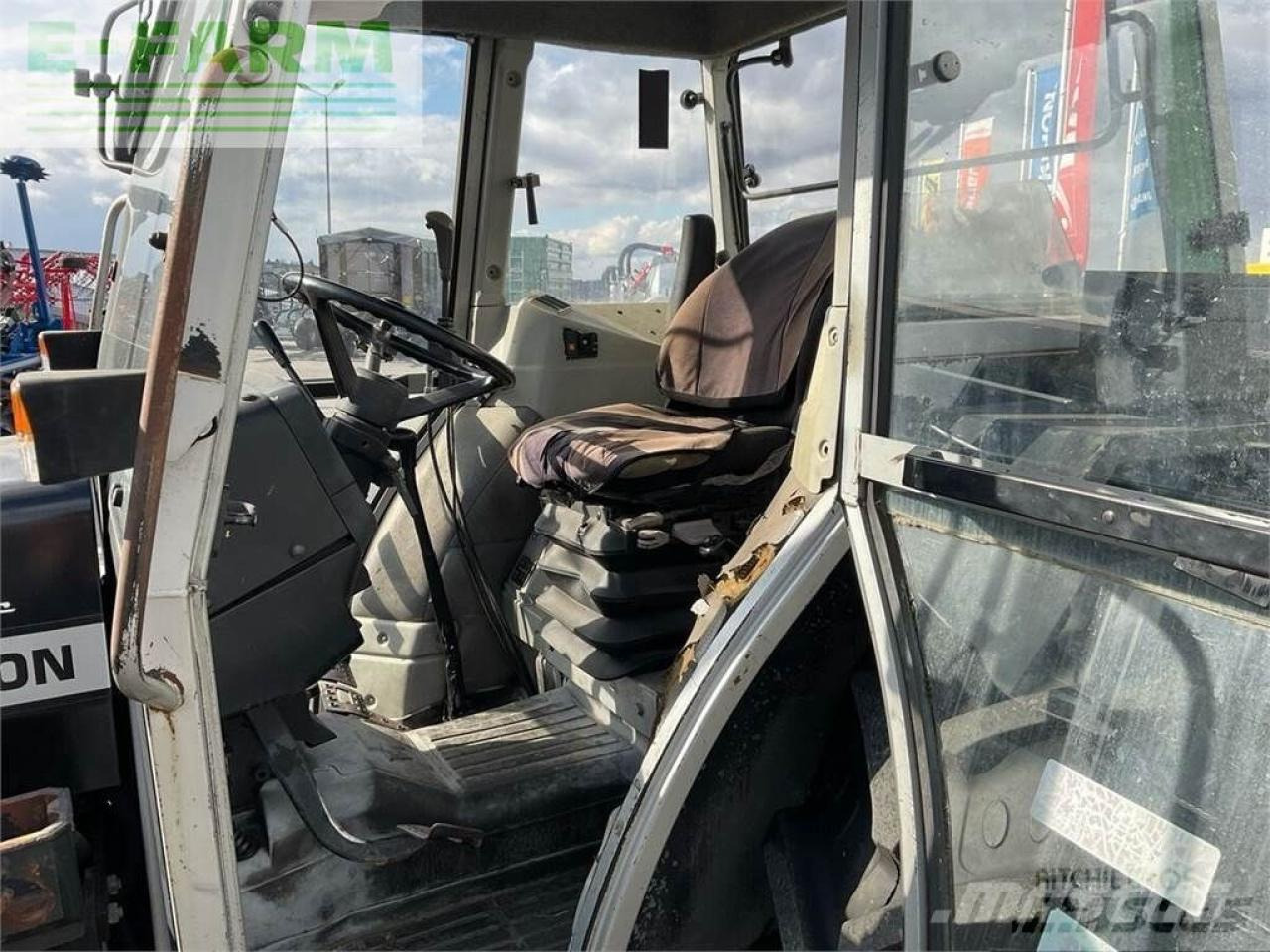 Massey Ferguson 362 - Трактор: фото 5 Massey Ferguson 362 - Трактор: фото 5