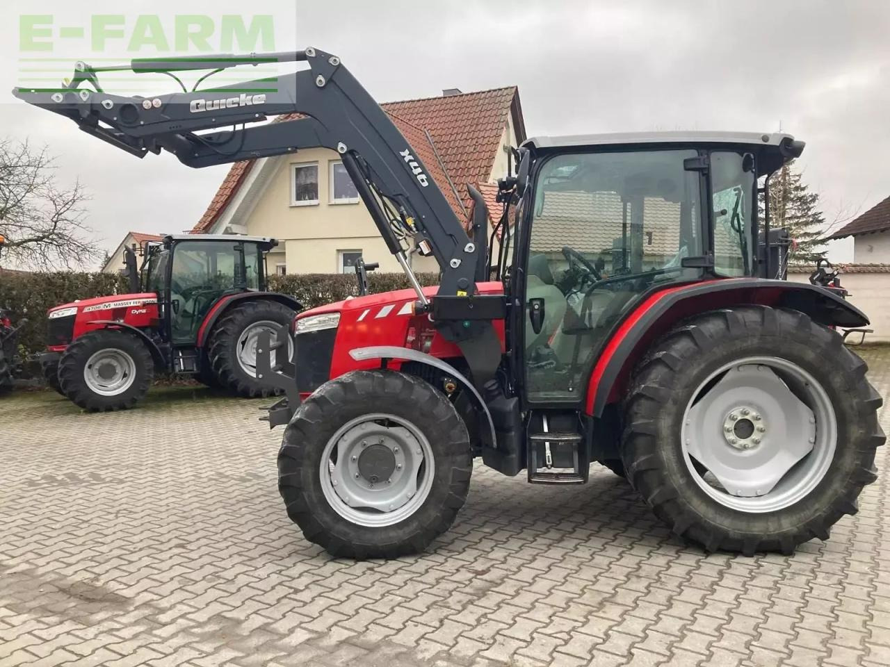 Massey Ferguson 4707 - Трактор: фото 3 Massey Ferguson 4707 - Трактор: фото 3