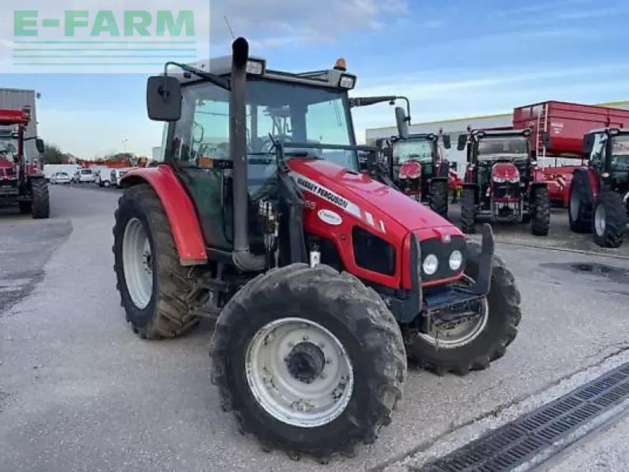 Massey Ferguson 5455 - Трактор: фото 2 Massey Ferguson 5455 - Трактор: фото 2