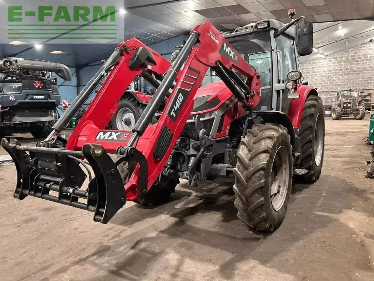 Massey Ferguson 5s.135 - Трактор: фото 2 Massey Ferguson 5s.135 - Трактор: фото 2