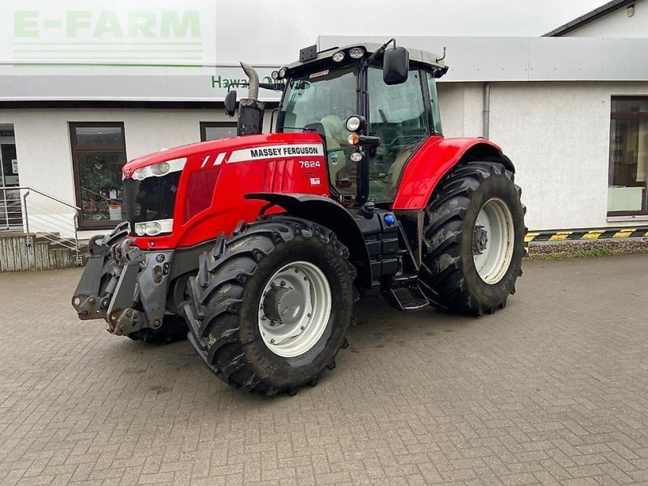 Massey Ferguson 7624 - Трактор: фото 1 Massey Ferguson 7624 - Трактор: фото 1