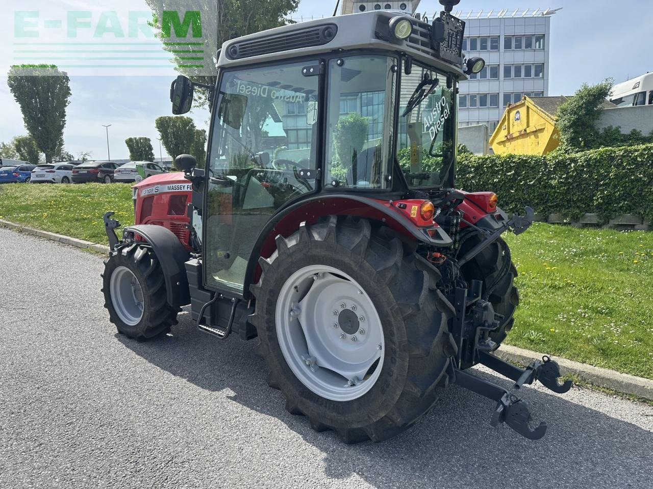 Massey Ferguson mf 3708 - Трактор: фото 4 Massey Ferguson mf 3708 - Трактор: фото 4