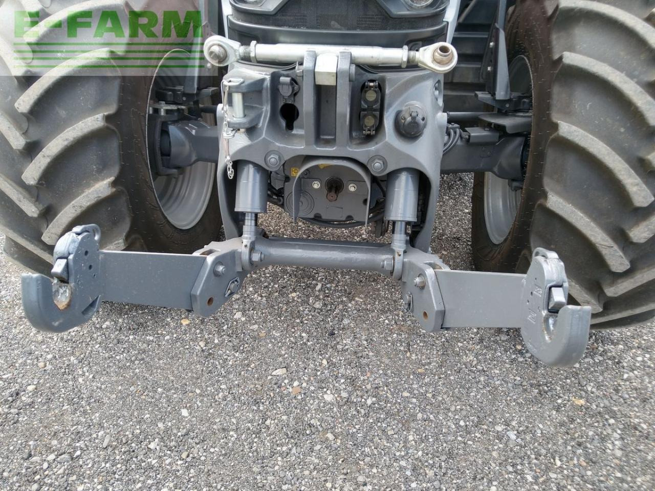 Massey Ferguson mf 6s.180 dyna-vt exclusive Exclusive - Трактор: фото 3 Massey Ferguson mf 6s.180 dyna-vt exclusive Exclusive - Трактор: фото 3