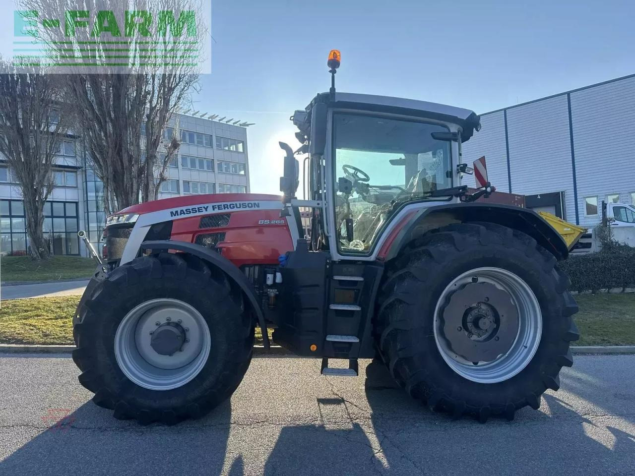Massey Ferguson mf 8s.265 - Трактор: фото 3 Massey Ferguson mf 8s.265 - Трактор: фото 3