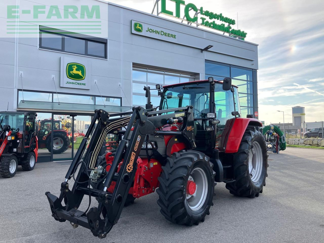 McCormick CX 75 - Трактор: фото 1 McCormick CX 75 - Трактор: фото 1