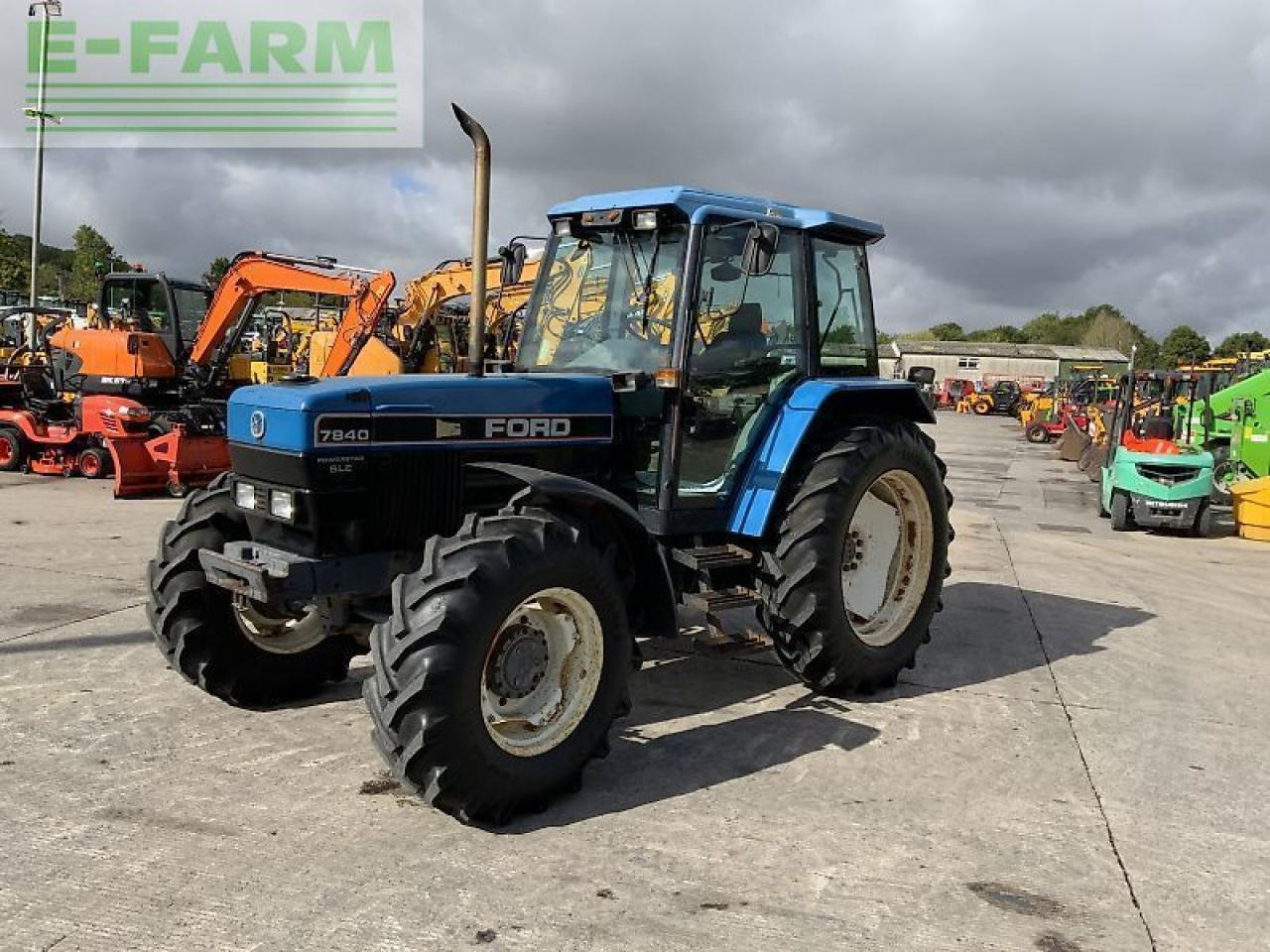 New Holland 7840 power star sle tractor (st24084) - Трактор: фото 4 New Holland 7840 power star sle tractor (st24084) - Трактор: фото 4