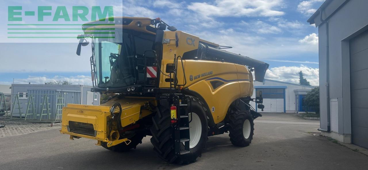 New Holland CX7.80 - Зерноуборочный комбайн: фото 1 New Holland CX7.80 - Зерноуборочный комбайн: фото 1