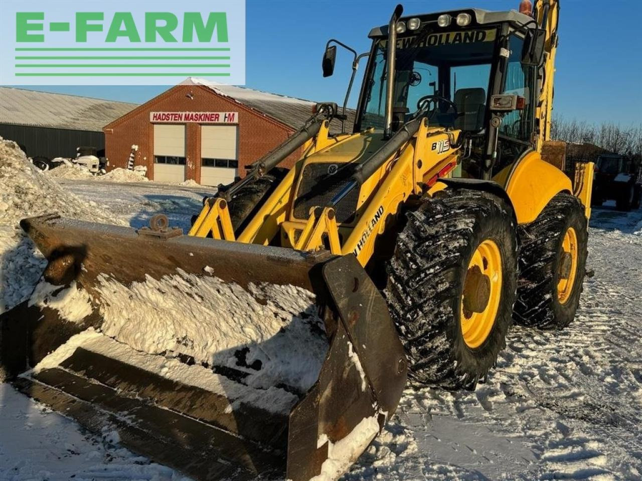 New Holland b115-4ps - Трактор: фото 2 New Holland b115-4ps - Трактор: фото 2