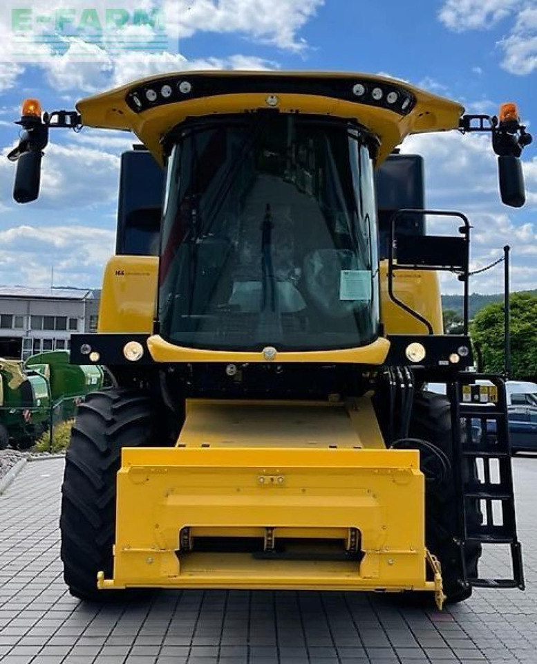 New Holland cx 5.80 - Зерноуборочный комбайн: фото 5 New Holland cx 5.80 - Зерноуборочный комбайн: фото 5