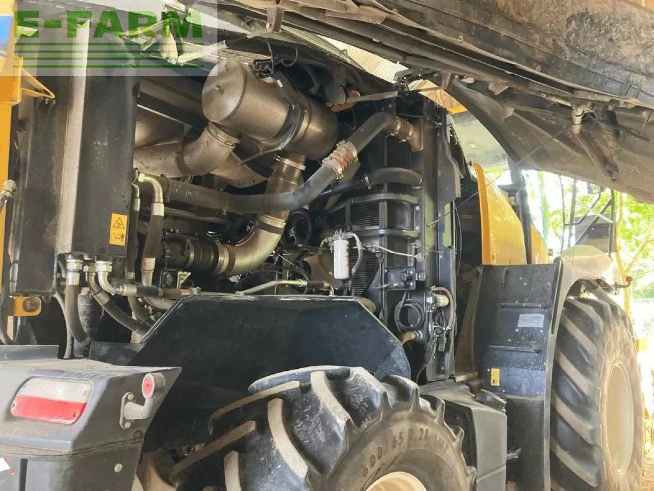 New Holland fr 480 - Кормоуборочный комбайн: фото 4 New Holland fr 480 - Кормоуборочный комбайн: фото 4