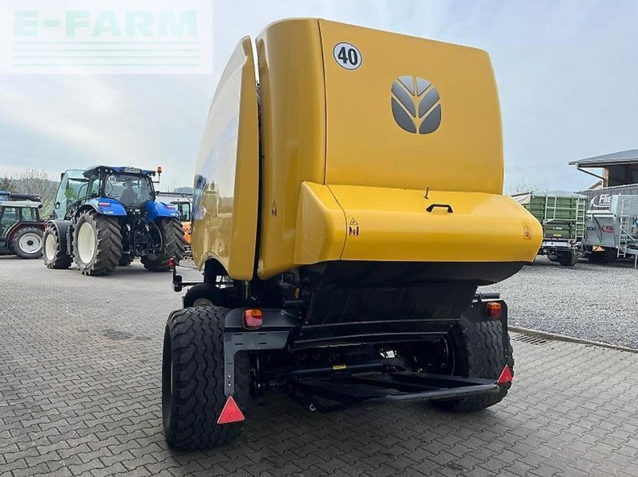 New Holland rb 180 c - Пресс-подборщик тюковый: фото 4 New Holland rb 180 c - Пресс-подборщик тюковый: фото 4