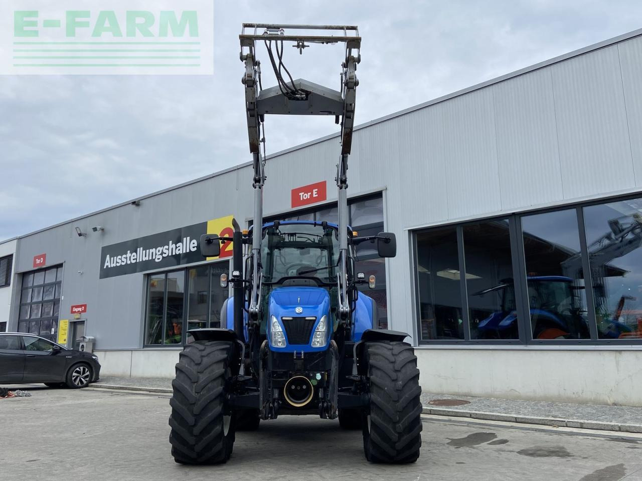 New Holland t5.105 electro command - Трактор: фото 4 New Holland t5.105 electro command - Трактор: фото 4