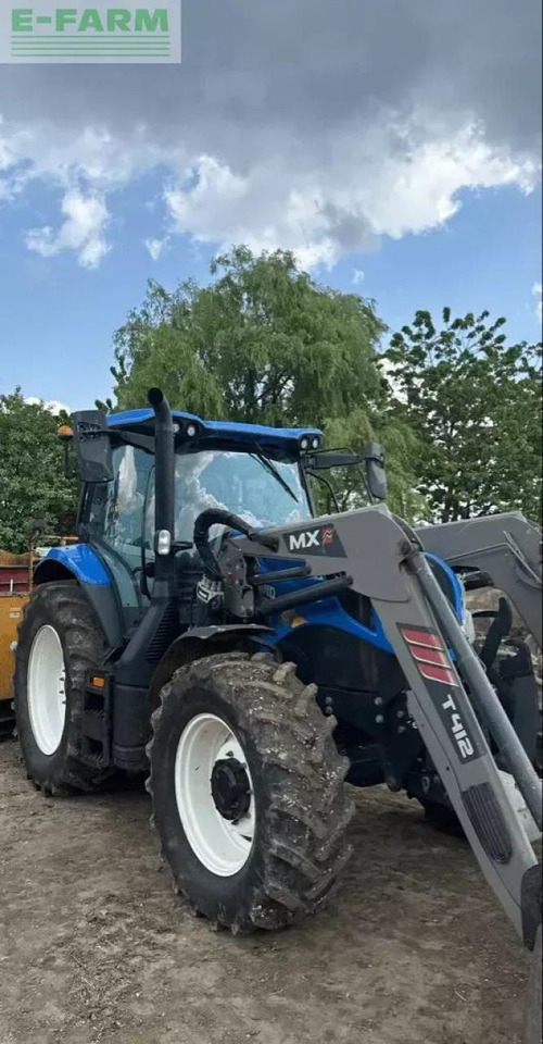 New Holland t6.125s s5 - Трактор: фото 2 New Holland t6.125s s5 - Трактор: фото 2