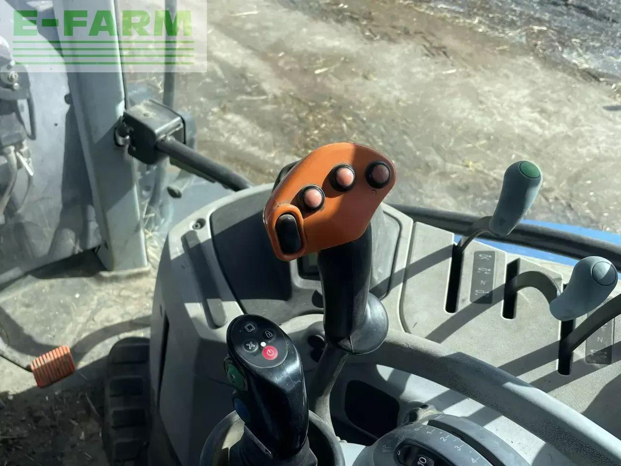 New Holland t7.165 s S - Трактор: фото 2 New Holland t7.165 s S - Трактор: фото 2