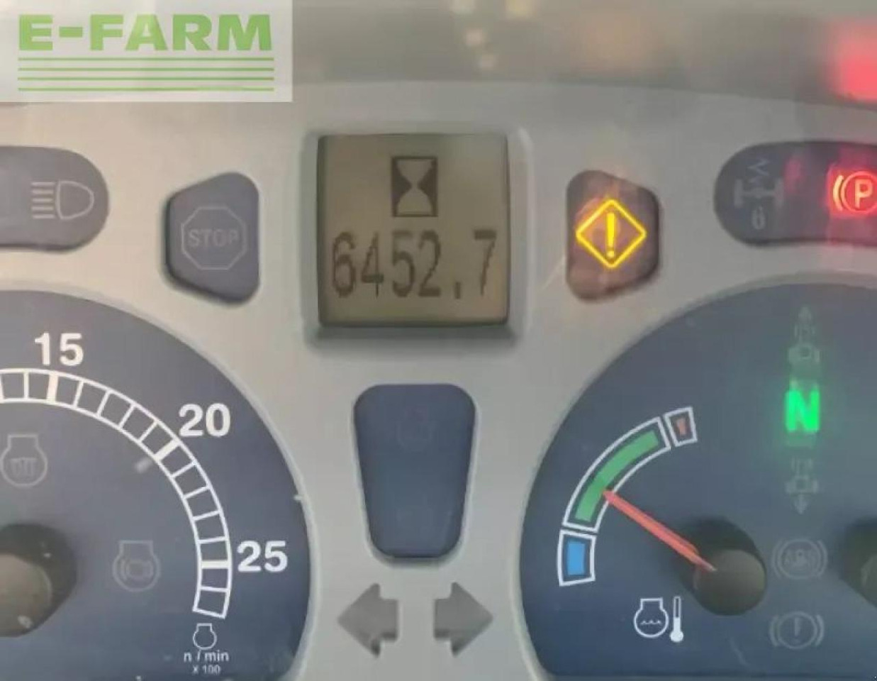 Трактор New Holland t7.200 ac: фото 8